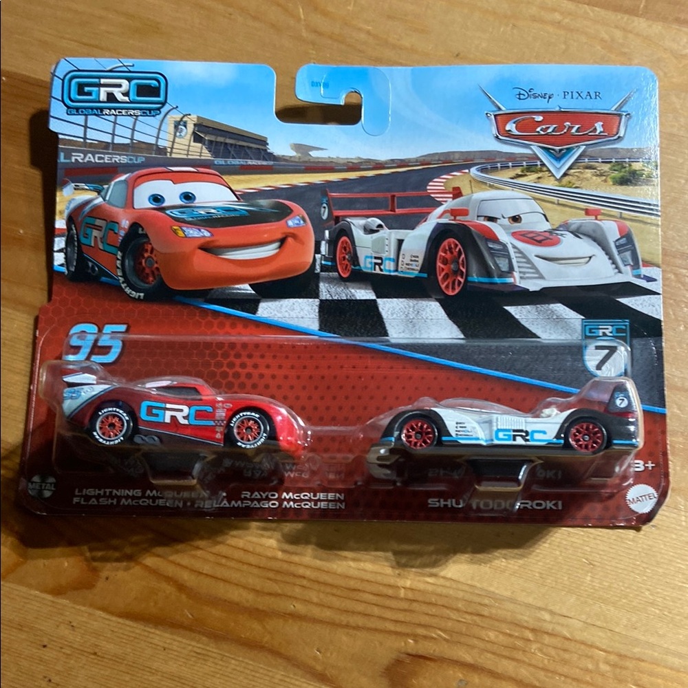 Cars GRC Lightning McQueen & Shu Todoroki Toy Set - Red and White